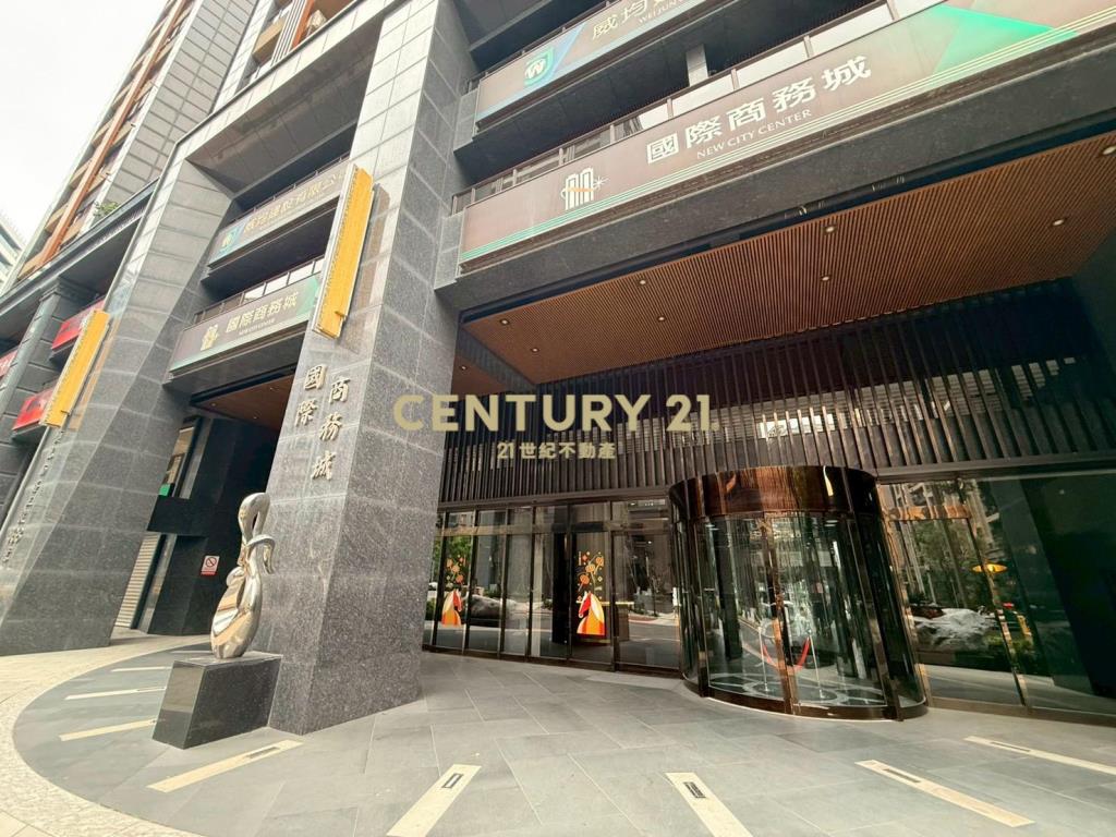 威均天翔景觀露台三房車