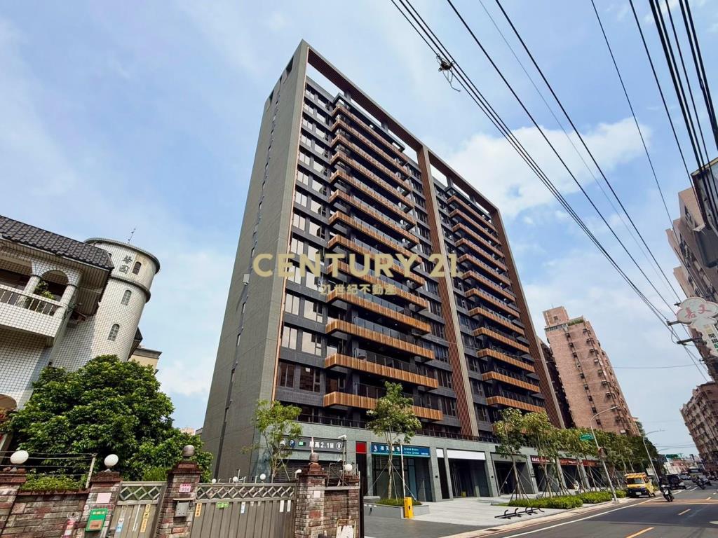 內壢昭揚大展高樓3+1房車