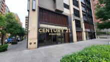 藝文大面宽金店面