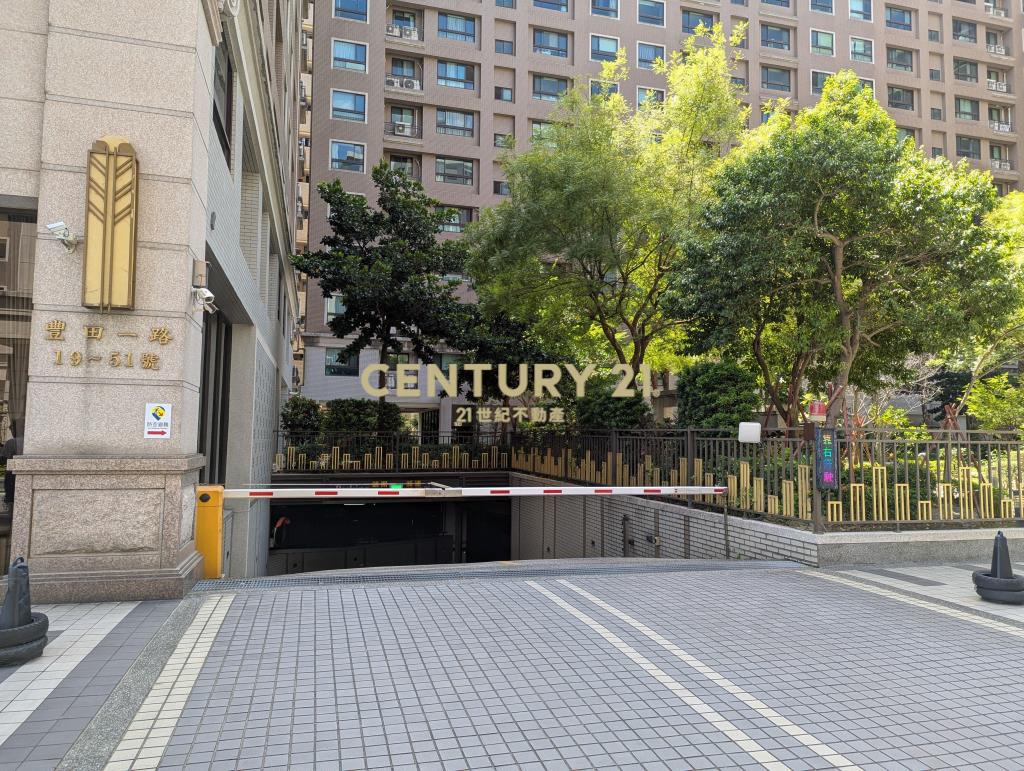 八德閱美館輕裝潢2房車