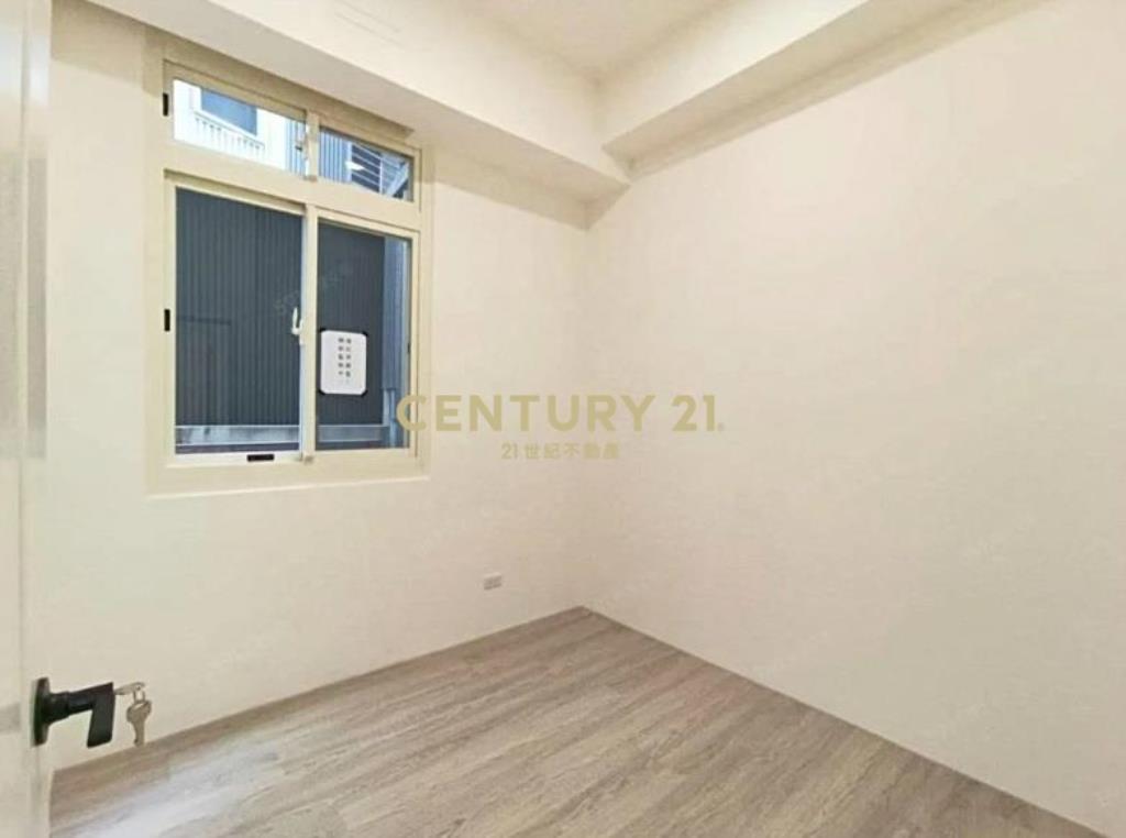 龍壽庭園社區稀有1樓(工業用)