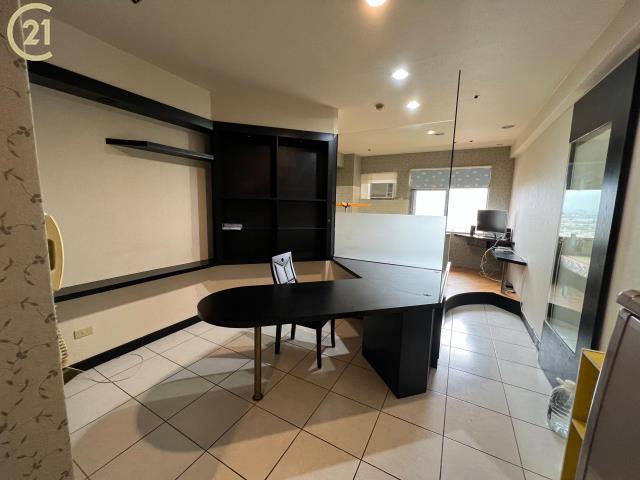 中正路日和25樓景觀套房