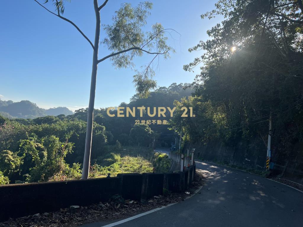 緊鄰天空之城絕佳景觀土地 