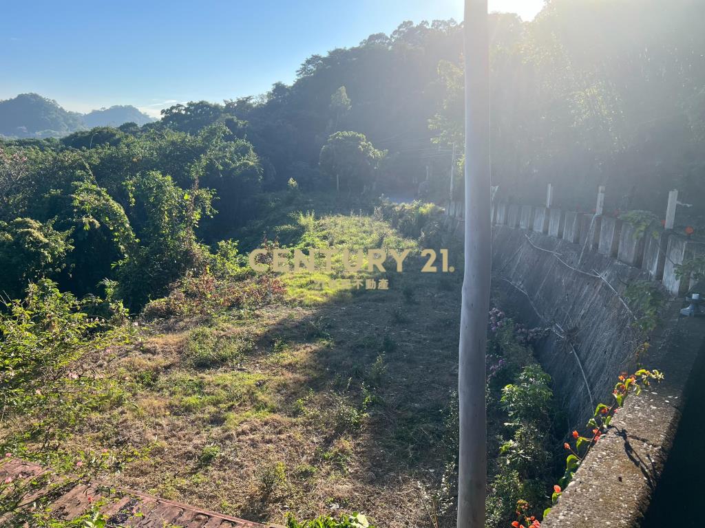 緊鄰天空之城絕佳景觀土地 