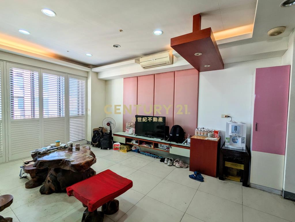 南崁好市多對面2室車 