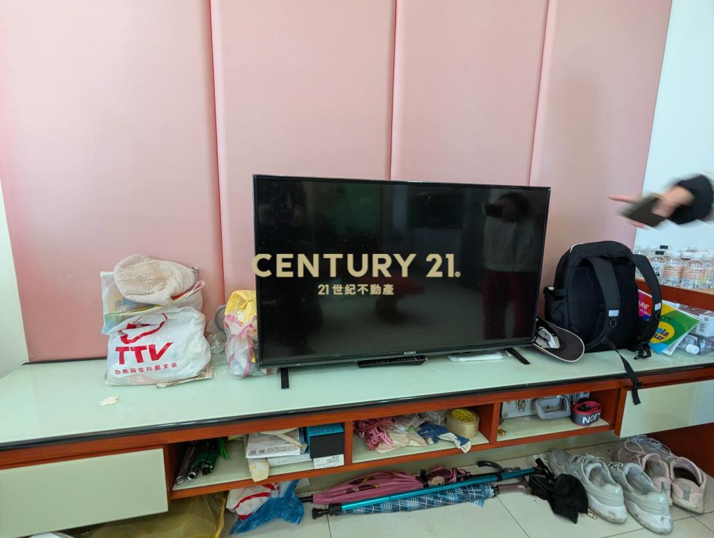 南崁好市多對面2室車 