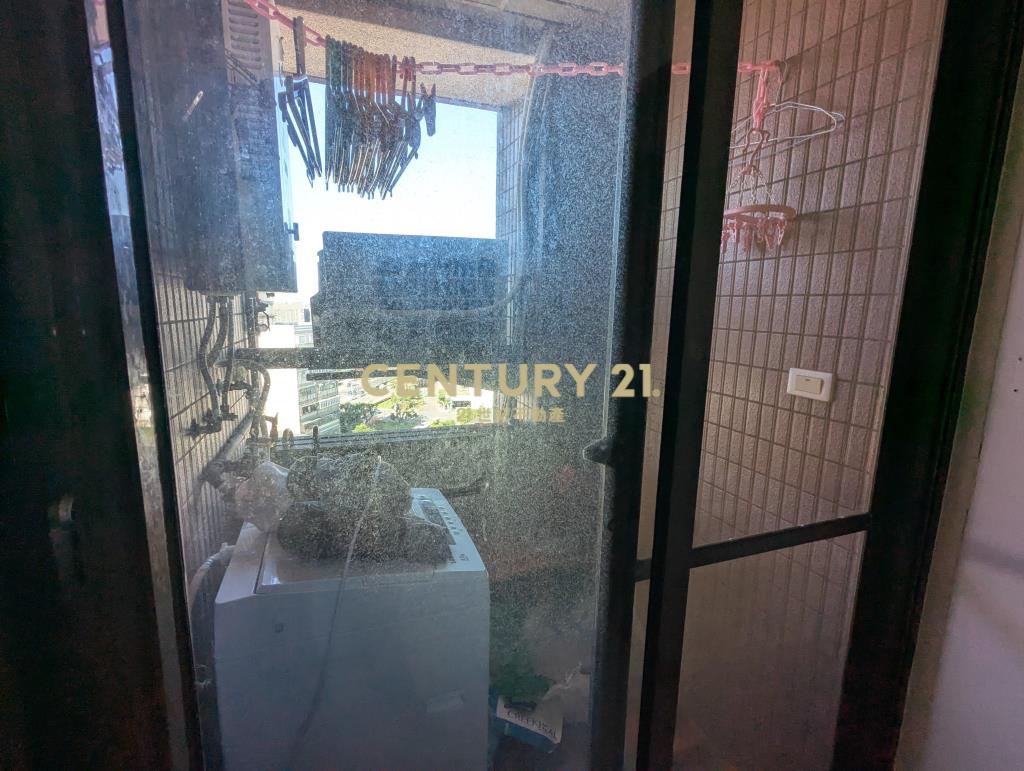 南崁好市多對面2室車 