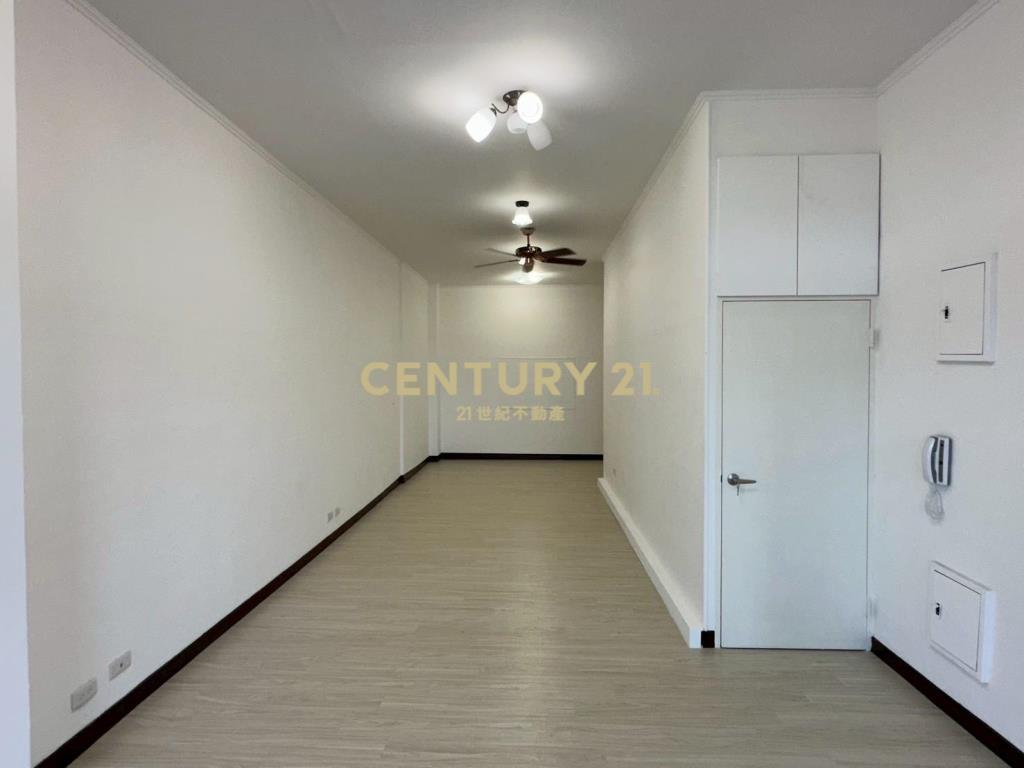 中壢體育園區店面