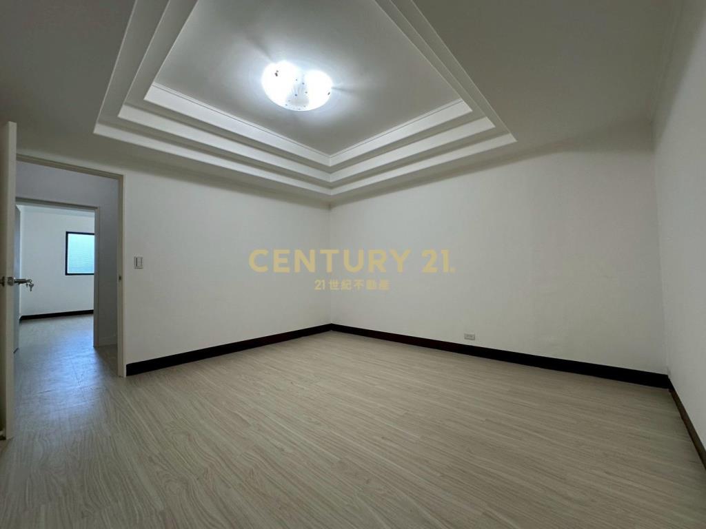 中壢體育園區店面