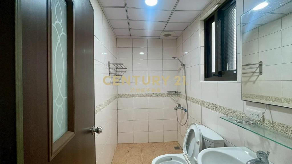 黃金地段商業區店鋪+套房