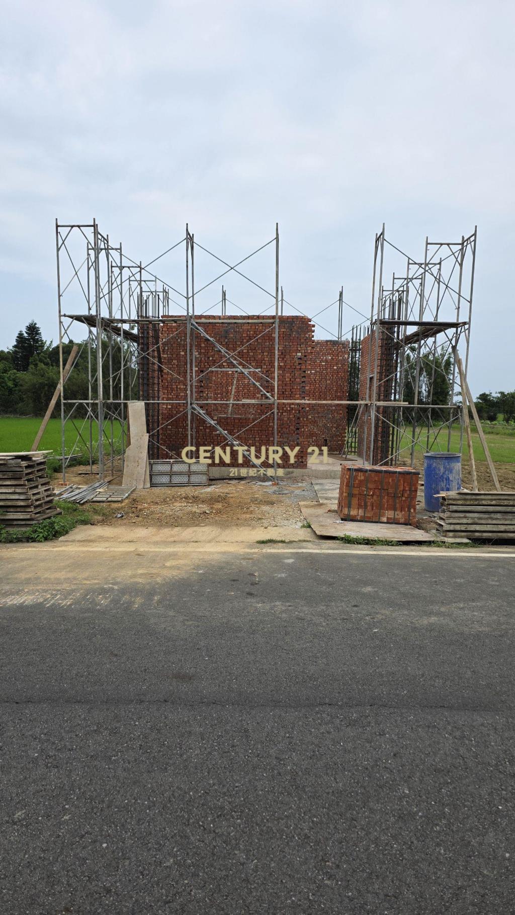 新屋9坪資材室 興建中 農地460坪 