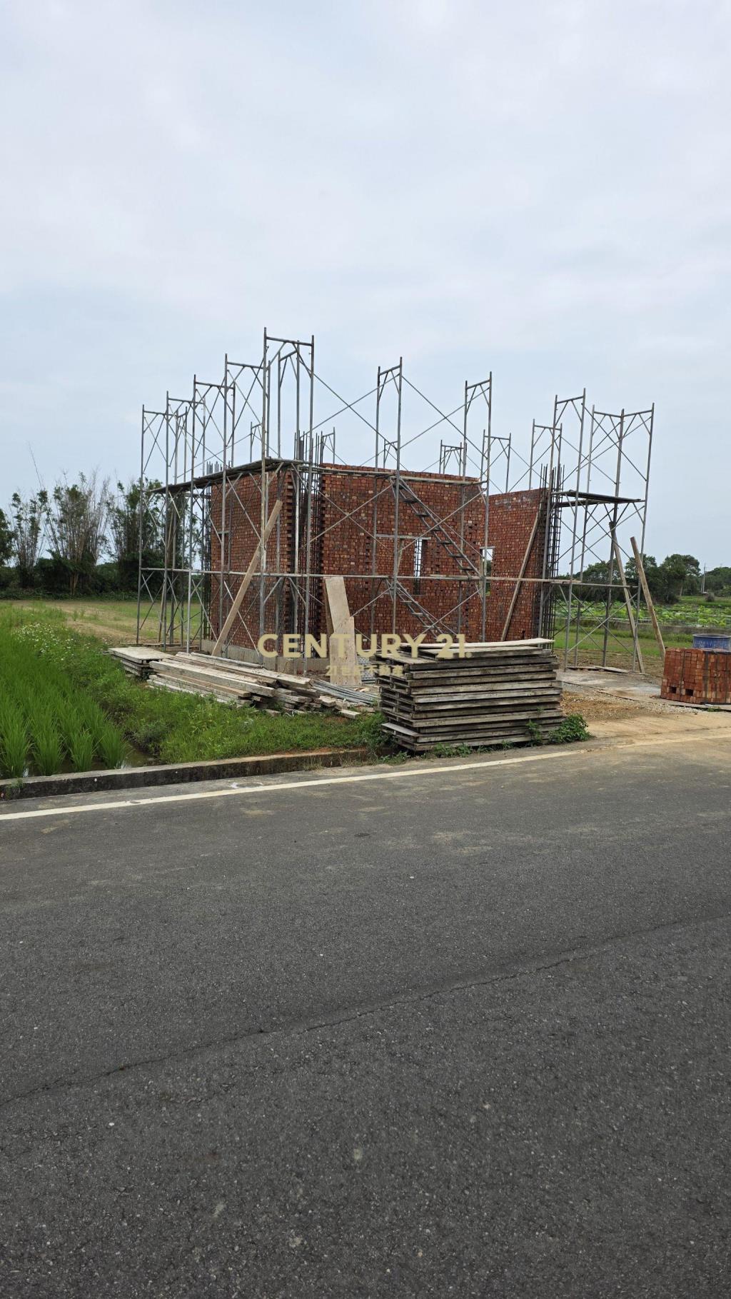 新屋9坪資材室 興建中 農地460坪 