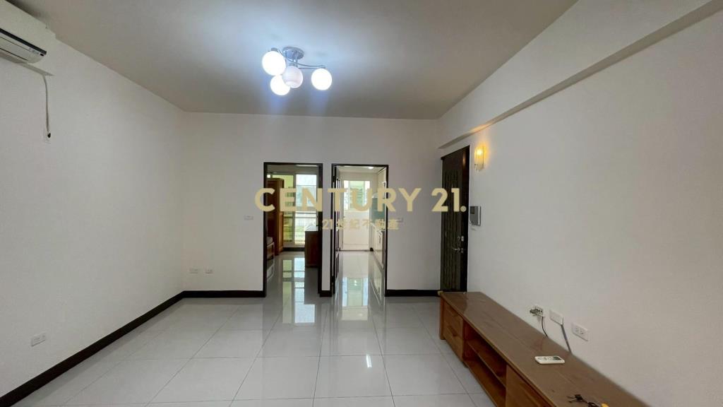 湖口工業園 輕屋齡2+1房 有車位