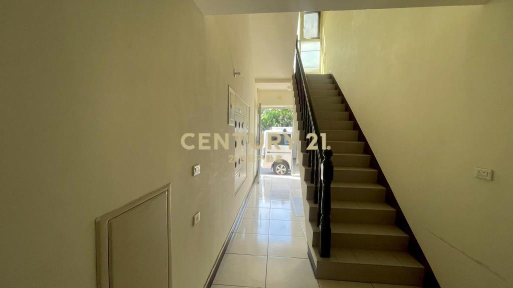 湖口工業園 輕屋齡2+1房 有車位