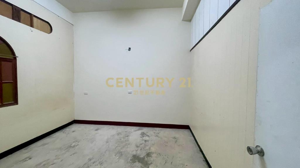 30米中正路大路邊店住-出租