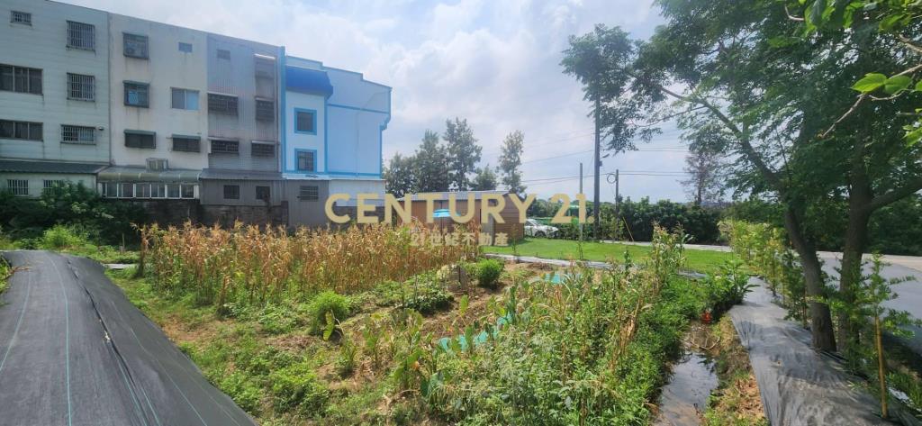 湖口近市區合法優質資材室-轉角地