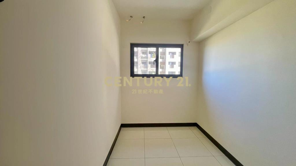 新豐花園平面車位2房大樓 新成屋