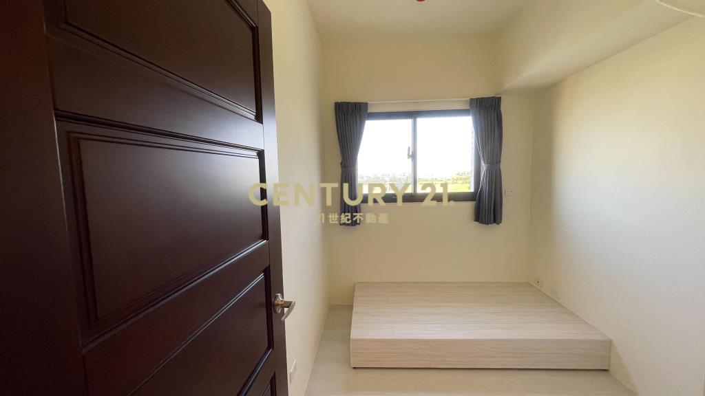 新豐3房車位華廈-出租