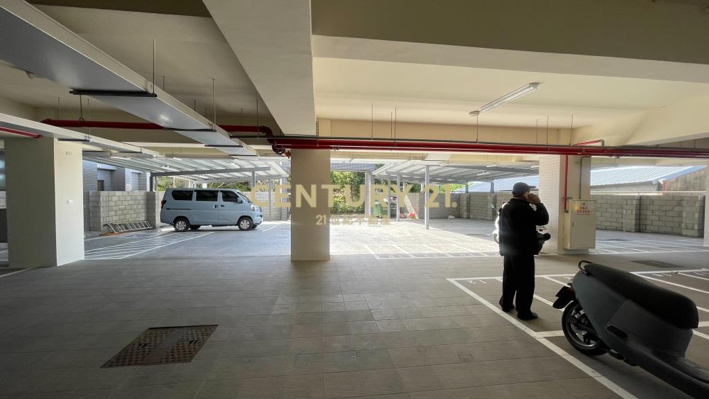 新豐3房車位華廈-出租