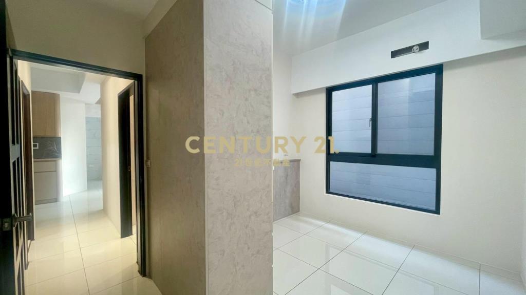 火車站新成屋 車位3房