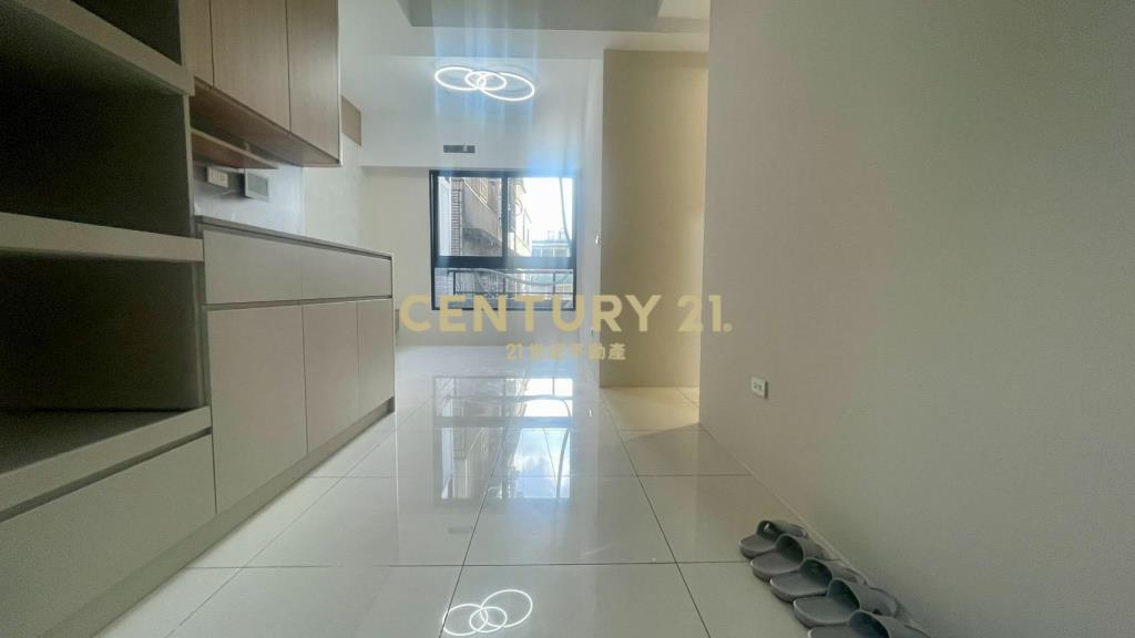 火車站新成屋 車位3房