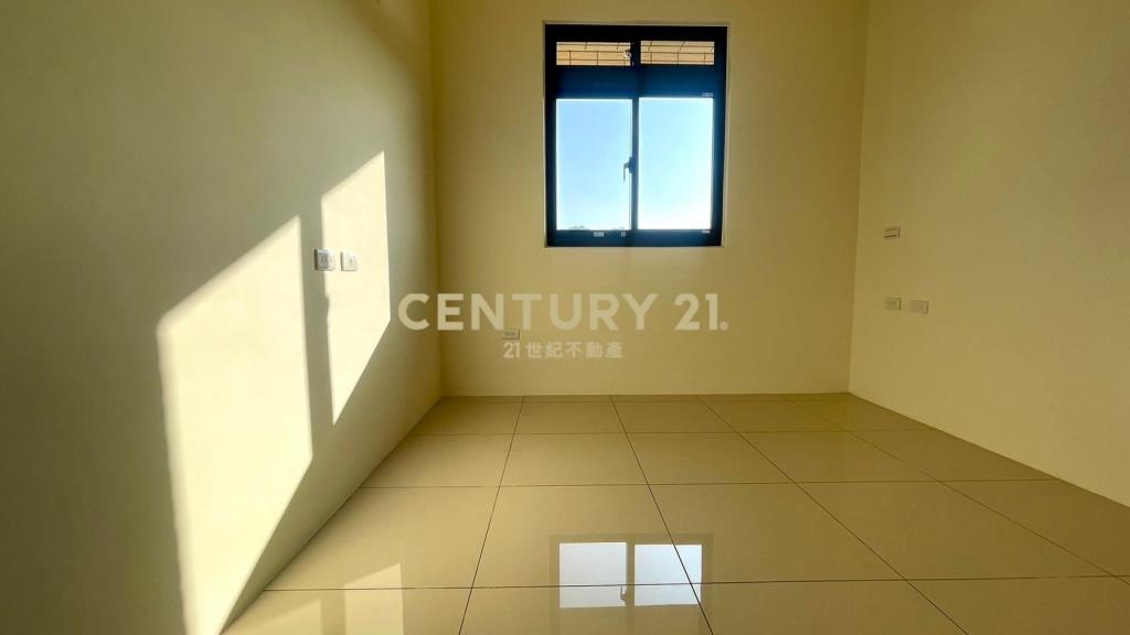 全新完工 湖口豪美3房華廈