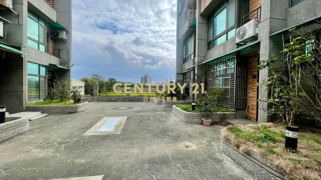 湖口雙車庫 中庭花園別墅