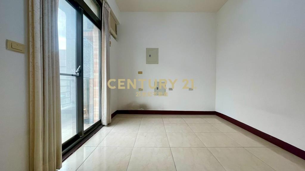 湖口雙車庫 中庭花園別墅