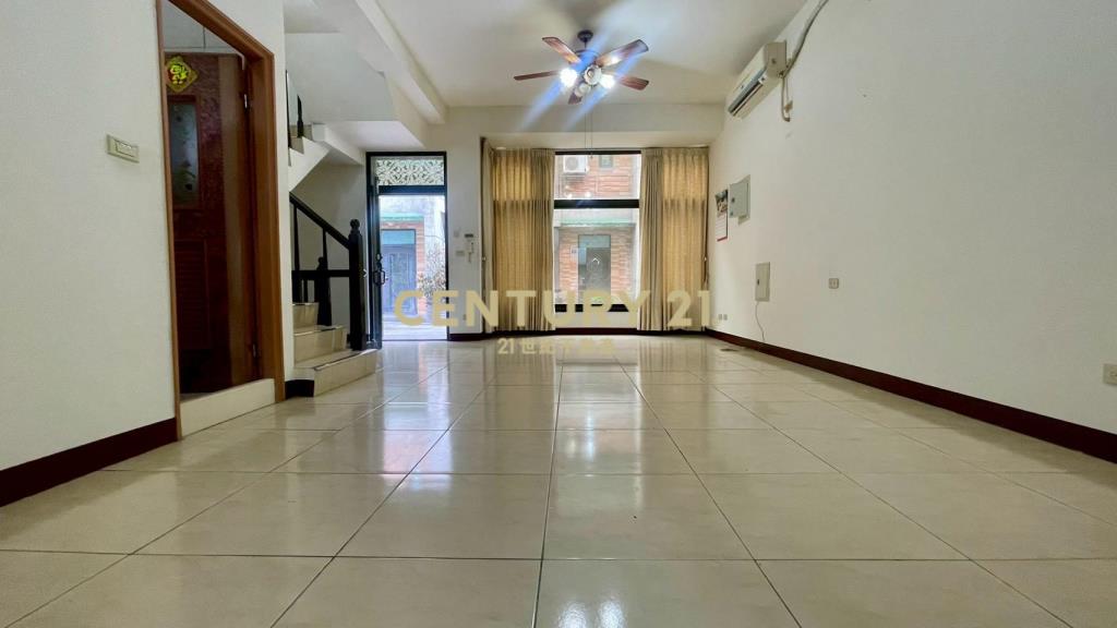 湖口雙車庫 中庭花園別墅