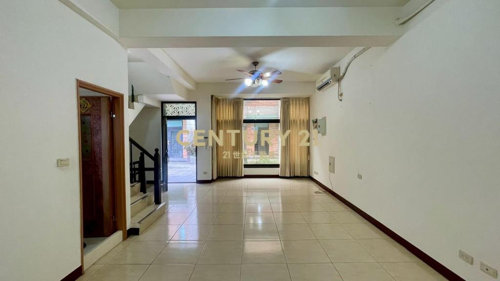 湖口雙車庫 中庭花園別墅