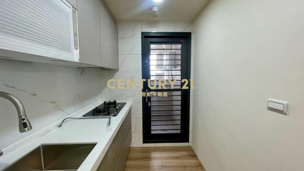 湖口休息站旁 車位華廈3房-出租