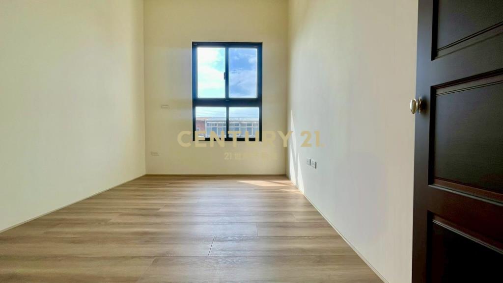 湖口休息站旁 車位華廈3房-出租