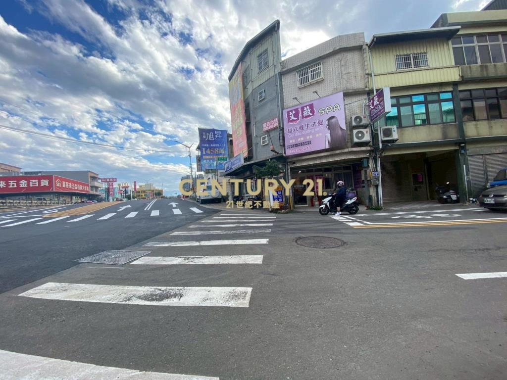 近火車站店面透天