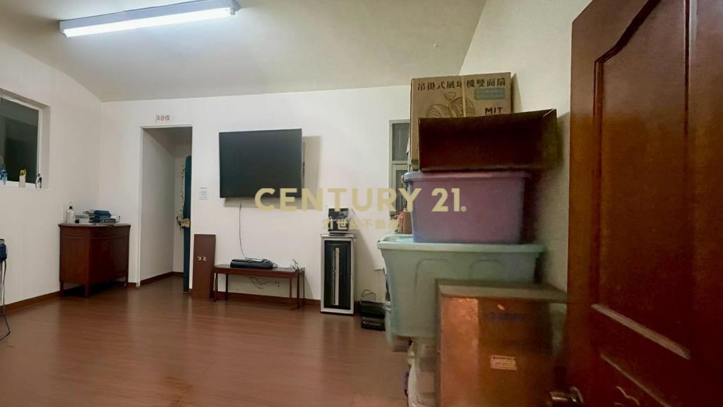 隱形金礦竹北縣政黃金連棟店面住家