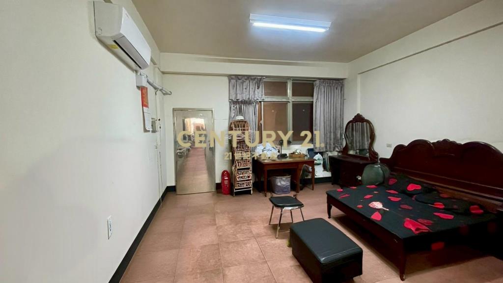 隱形金礦竹北縣政黃金連棟店面住家