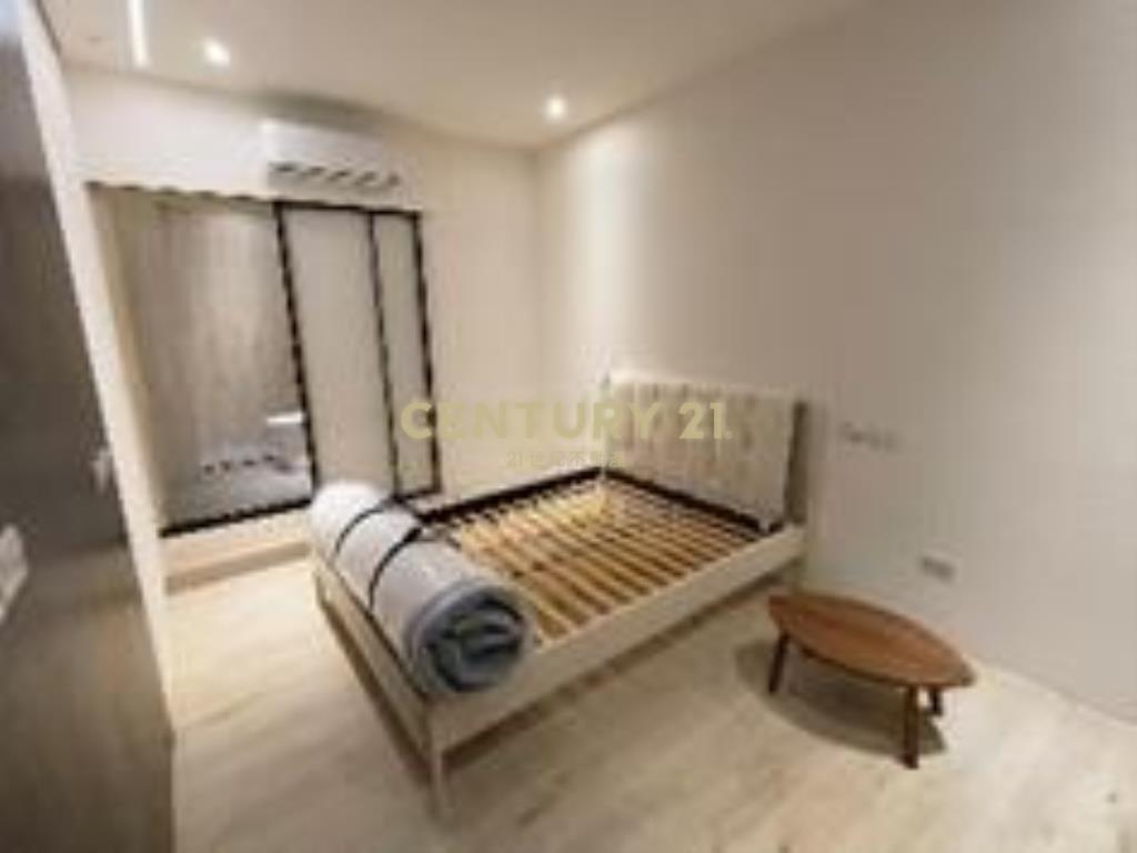 中正路雙捷運全新裝潢收租10 套房