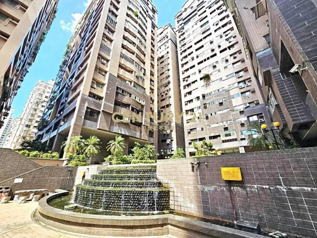 冠倫邊間收租4改3房