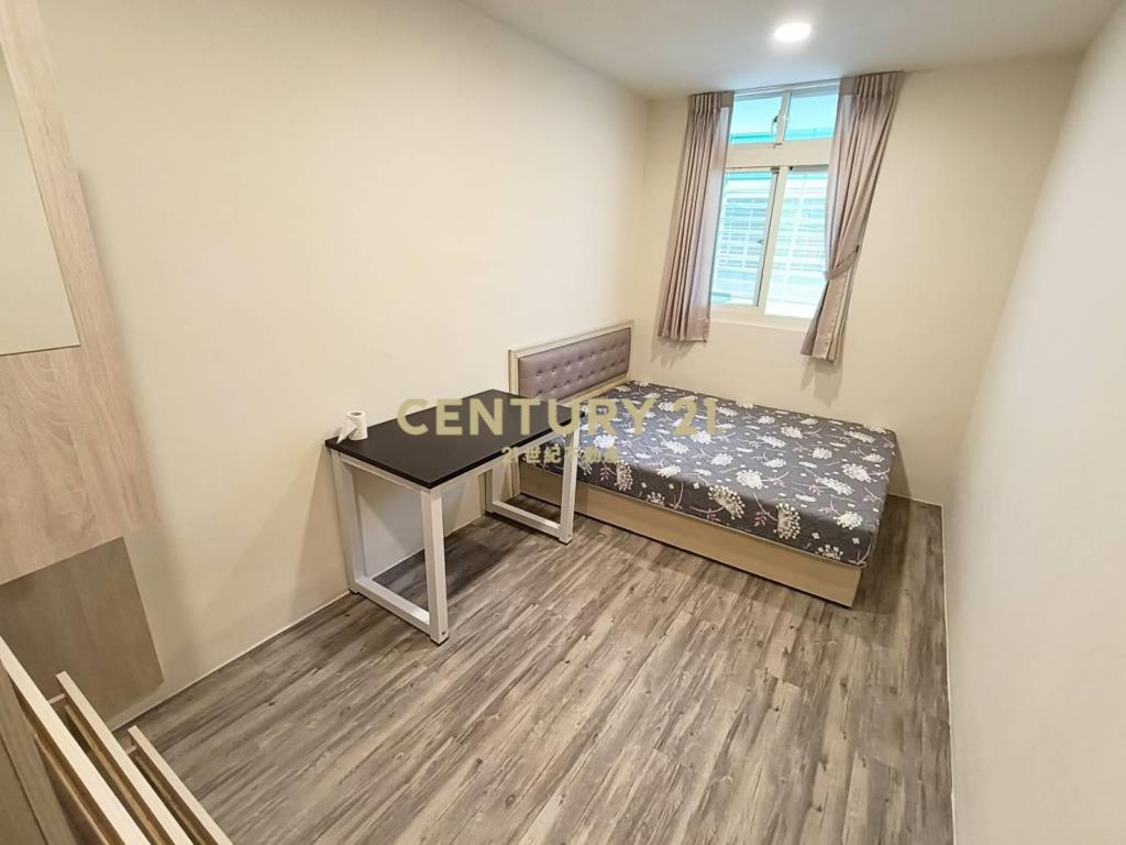 (租案)龜山紅寶三街二樓全新裝潢3房