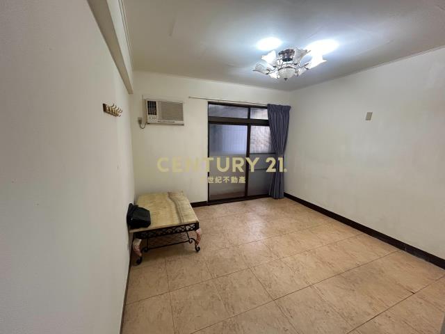 南門市場旁低總價套房