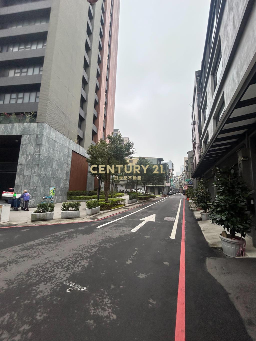 南門市場旁低總價套房