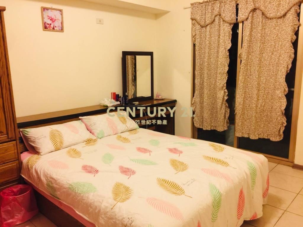 伊勢丹大坪數收租1+1房