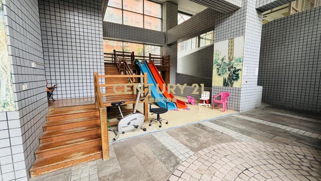 大有特區台北公園都市明亮大3房車