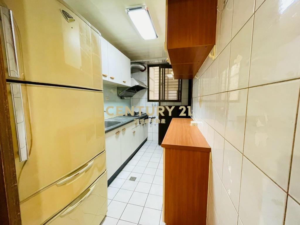 G09捷運站旁稀有3房車(專)