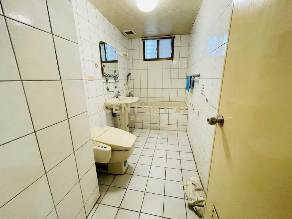 G09捷運站旁稀有3房車(專)