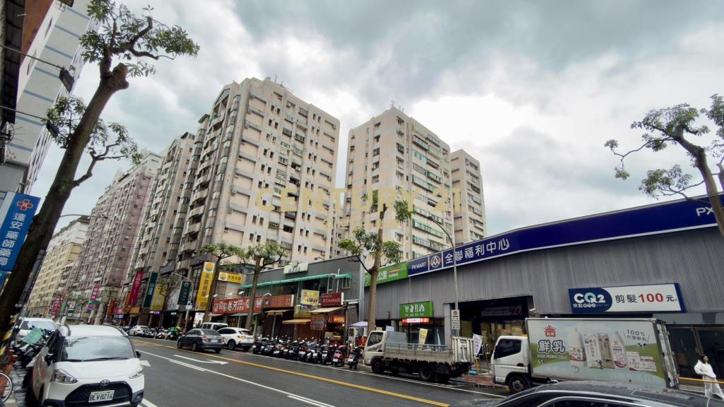 台北東京前陽台進出3房