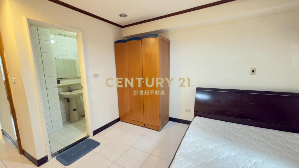 台北東京前陽台進出3房