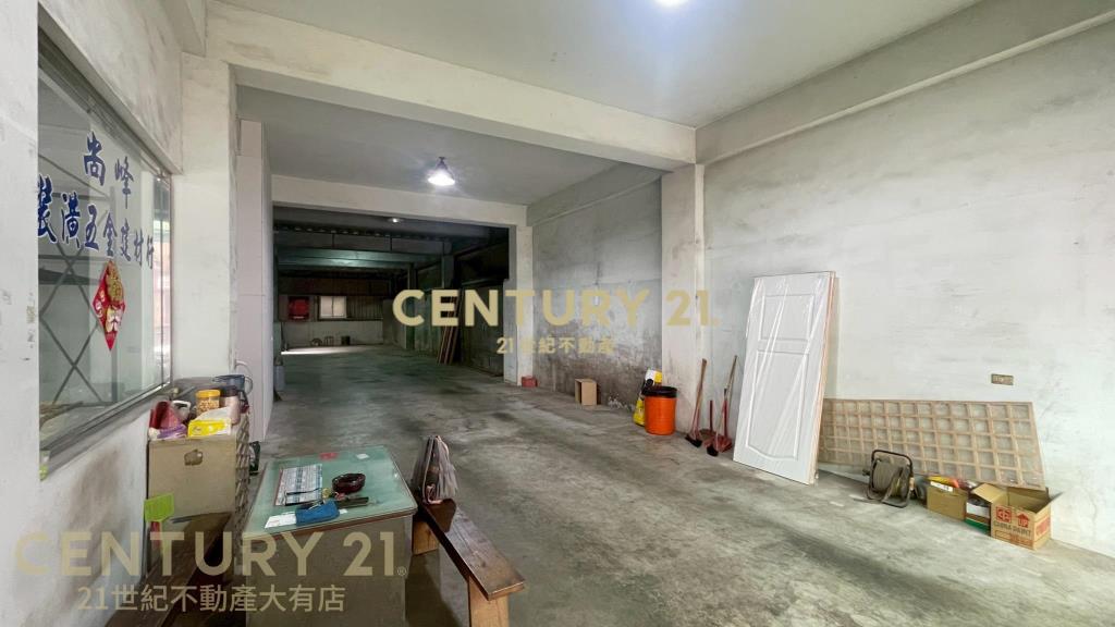 (租)大有商圈大地坪挑高黃金店面