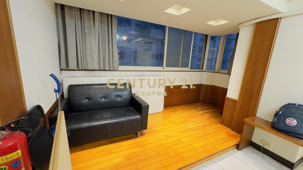 台北東京方正3房/平面車位