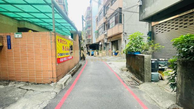 永安路電梯華廈一房