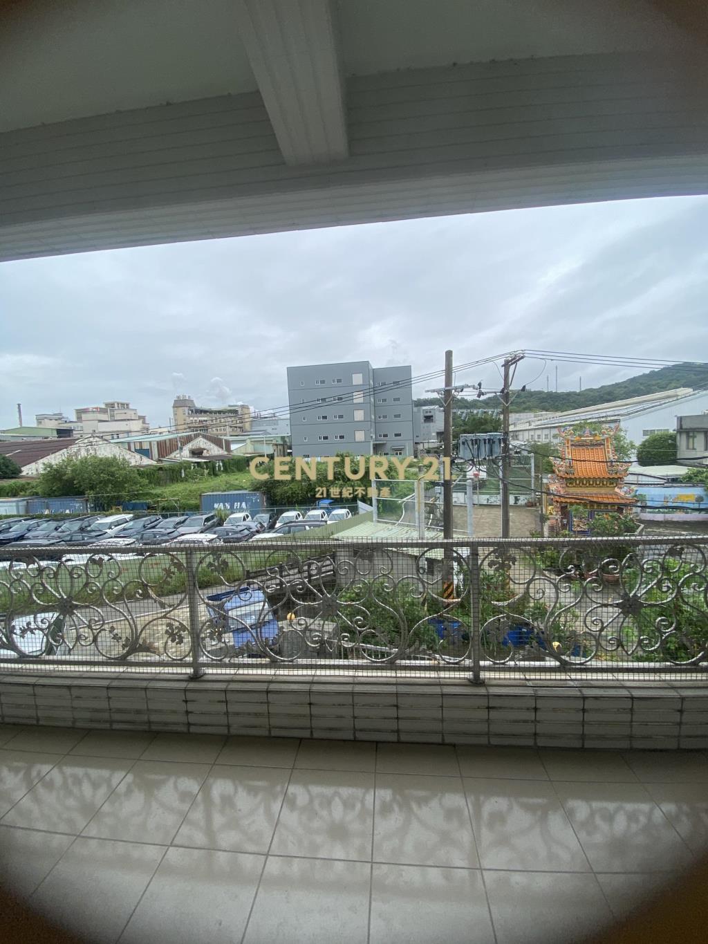 經國特區旁RC透天廠房